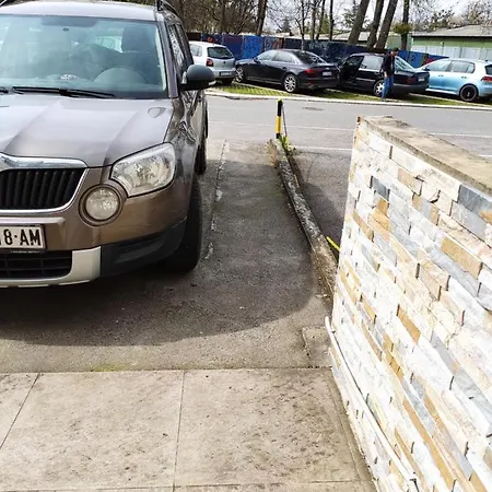 Zone Апартаменты Dedinje